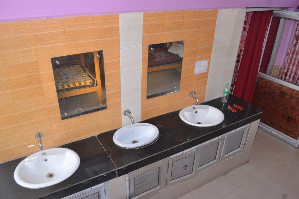 Hotel Sukh Sagar Inn Deoghar Esterno foto